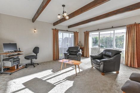 Photo of property in 110 Harlech Street, Mayfair, Hastings, 4122