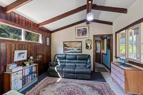 Photo of property in 31 Council Hill Road, Little River, 7591