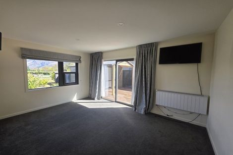 Photo of property in 26 Soudley Court, Jacks Point, Queenstown, 9371