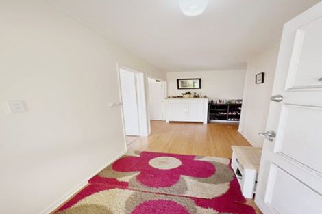 Photo of property in 5 Serrita Avenue, Sunnyhills, Auckland, 2010