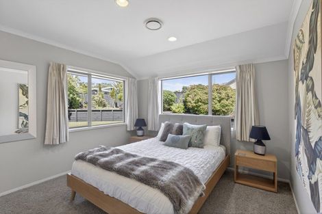 Photo of property in 55 Shelter Grove, Frankleigh Park, New Plymouth, 4310