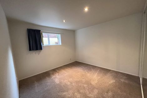 Photo of property in 48 Lyons Avenue, Murrays Bay, Auckland, 0630