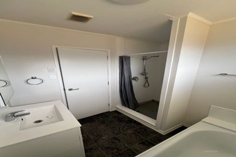 Photo of property in 71 Meadowvale Drive, Levin, 5510