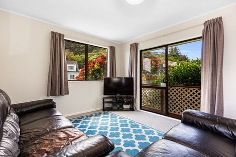 Photo of property in 49 Omapere Street, Whitby, Porirua, 5024