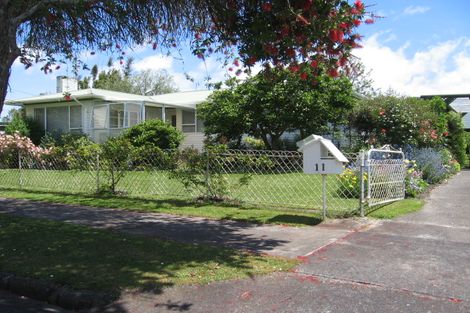 Photo of property in 11 Romford Road, Papatoetoe, Auckland, 2025