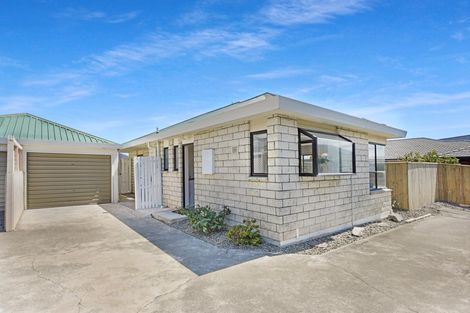 Photo of property in 12 Masefield Street, Stoke, Nelson, 7011