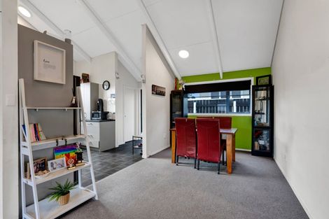 Photo of property in 24 Gardenia Avenue, Bell Block, New Plymouth, 4312