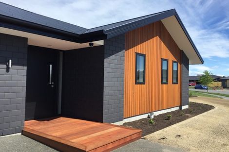 Photo of property in 28 Fearne Drive, Woodend, 7610