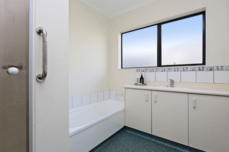 Photo of property in 14 Campbell Street, Havelock North, 4130