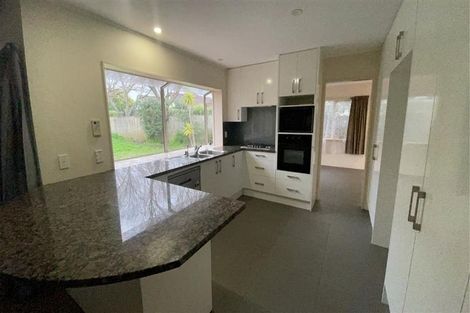 Photo of property in 9 Tington Avenue, Wattle Downs, Auckland, 2103