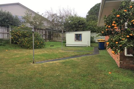 Photo of property in 3/10a Fenwick Avenue, Milford, Auckland, 0620