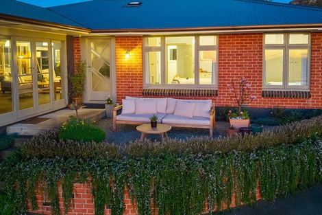 Photo of property in 19 Pingau Street, Paekakariki, 5034