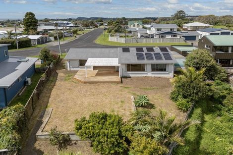 Photo of property in 1 Farm Road, Waihi Beach, 3611