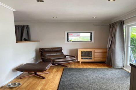 Photo of property in 50 Sylvan Crescent, Te Atatu South, Auckland, 0610