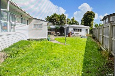 Photo of property in 112 Cargill Street, Papakura, 2110