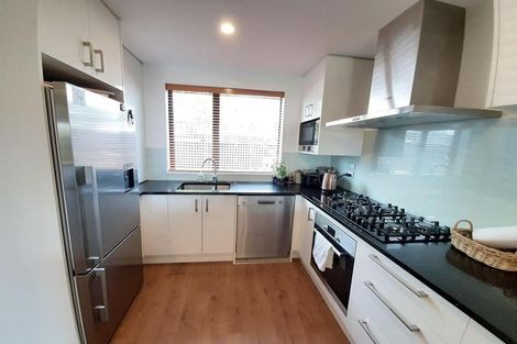 Photo of property in 17 Moki Place, Long Bay, Auckland, 0630