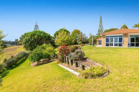 Photo of property in 13 Basil Orr Road, Kaukapakapa, Warkworth, 0984