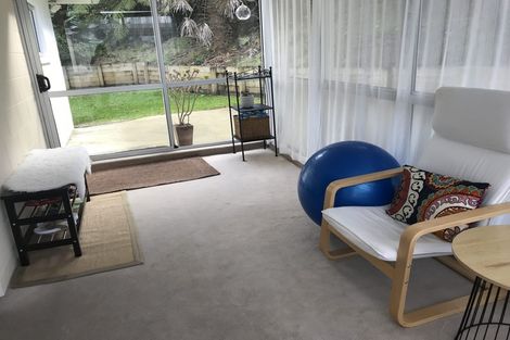 Photo of property in 2/15 Dunraven Place, Torbay, Auckland, 0630