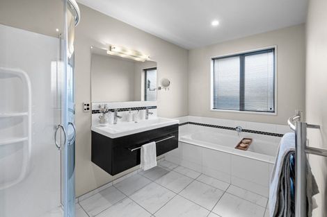 Photo of property in 5 Millpark Place, Northwood, Christchurch, 8051