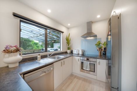 Photo of property in 29 Thomas Street, Stokes Valley, Lower Hutt, 5019