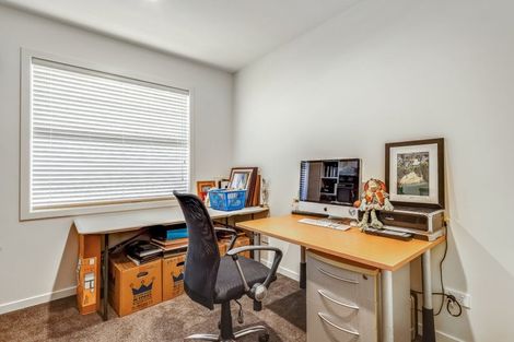 Photo of property in 21 Barbados Way, One Tree Point, 0118