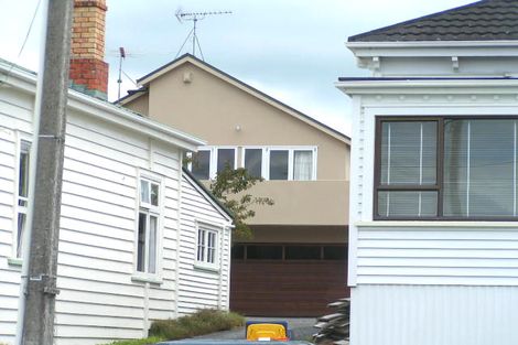 Photo of property in 32a Richmond Avenue, Northcote Point, Auckland, 0627