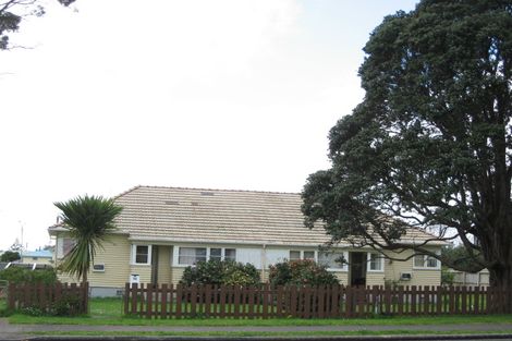 Photo of property in 74 Cracroft Street, Waitara, 4320