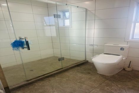 Photo of property in 13 Tui Glen Road, Birkenhead, Auckland, 0626