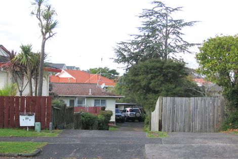 Photo of property in 36a Mirrabooka Avenue, Botany Downs, Auckland, 2010