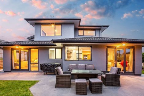 Photo of property in 12 Aotea Drive, Aotea, Porirua, 5024