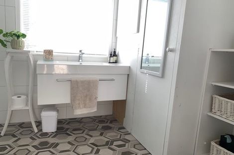 Photo of property in 35 Kitchener Road, Takapuna, Auckland, 0622