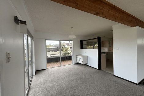 Photo of property in 198 Clovelly Road, Bucklands Beach, Auckland, 2012