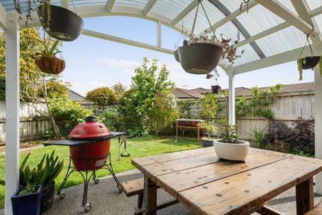 Photo of property in 2 Bransley Grove, Katikati, 3129