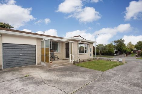 Photo of property in 20 Chipping Lane, Redwood, Christchurch, 8051