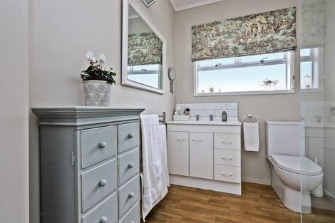 Photo of property in 2/32 Greenwood Road, Havelock North, 4130