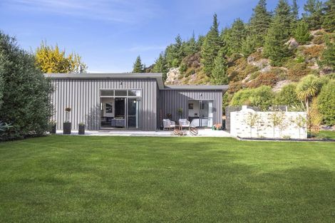 Photo of property in 2 Pisa Road, Luggate, Cromwell, 9383