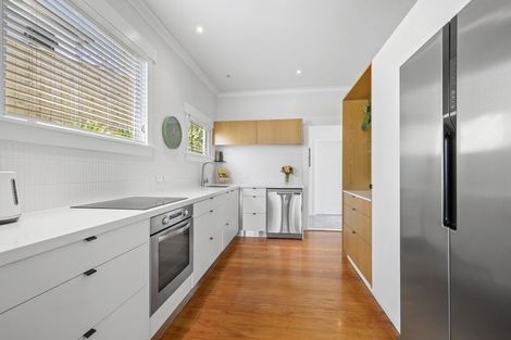 Photo of property in 26 Mclean Street, Strandon, New Plymouth, 4312