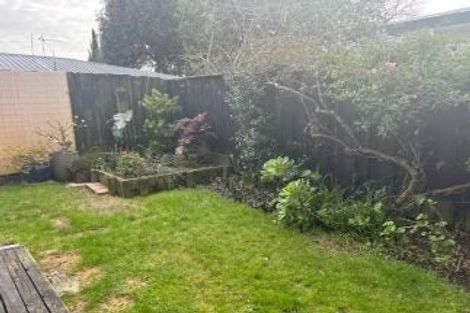 Photo of property in 2/13 May Street, Hamilton East, Hamilton, 3216