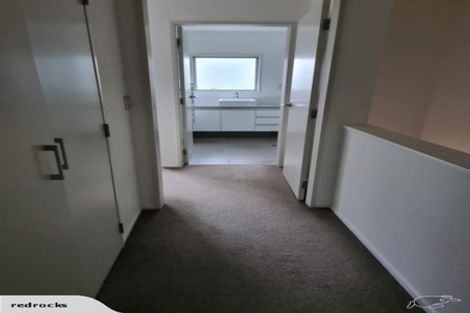 Photo of property in 43 Saddleback Grove, Karori, Wellington, 6012