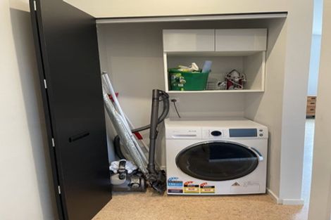 Photo of property in 34 Moncks Spur Road, Redcliffs, Christchurch, 8081