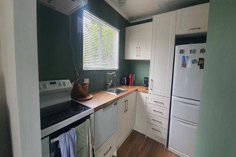 Photo of property in 58a Gemstone Drive, Birchville, Upper Hutt, 5018