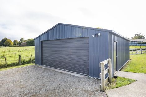 Photo of property in 2079 Kimbolton Road, Kiwitea, Feilding, 4777