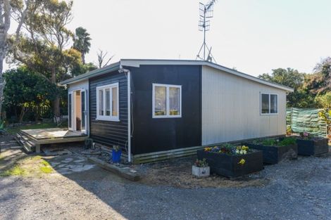 Photo of property in 317 Clifton Road, Te Awanga, 4102