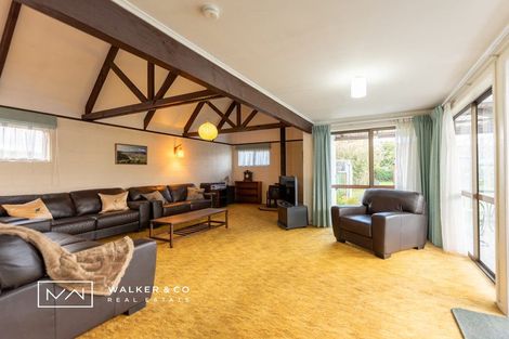 Photo of property in 10 Weka Grove, Elderslea, Upper Hutt, 5018