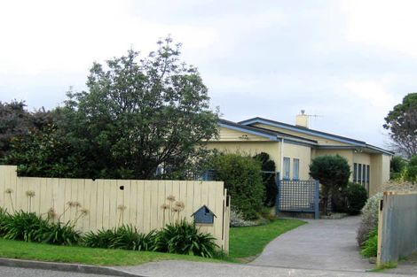 Photo of property in 166 Manly Street, Paraparaumu Beach, Paraparaumu, 5032
