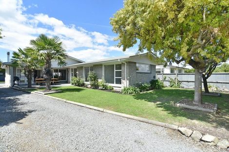 Photo of property in 32 Ashgrove Street, Rangiora, 7400