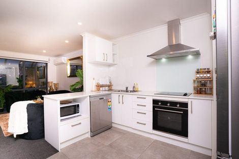 Photo of property in 29 Saddleback Crescent, Papakura, 2110