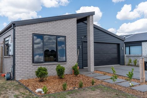 Photo of property in 16 Taiatea Drive, Baverstock, Hamilton, 3200