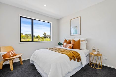 Photo of property in 21 Woodford Avenue, Woodend, 7610