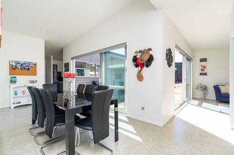 Photo of property in 20 Marram Place, Mangawhai Heads, Mangawhai, 0505